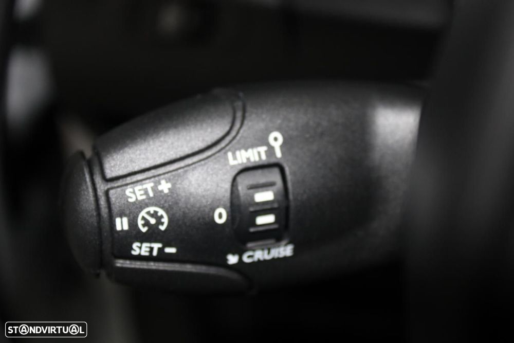 Peugeot Partner Premium - 16