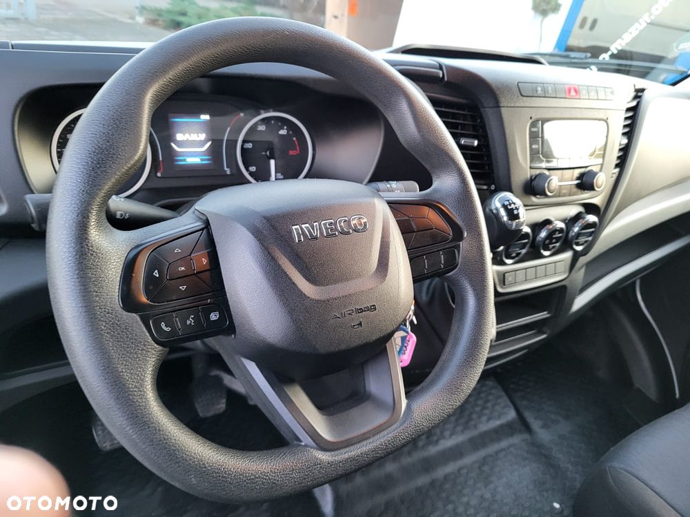 Iveco DAILY 35 S 16 MAXI-HAK 3500 KG-KLIMA-4 SZTUKI - ŁADNY - 19