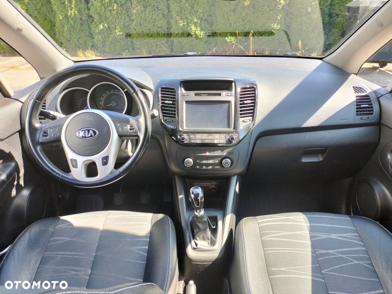 Kia Venga - 6