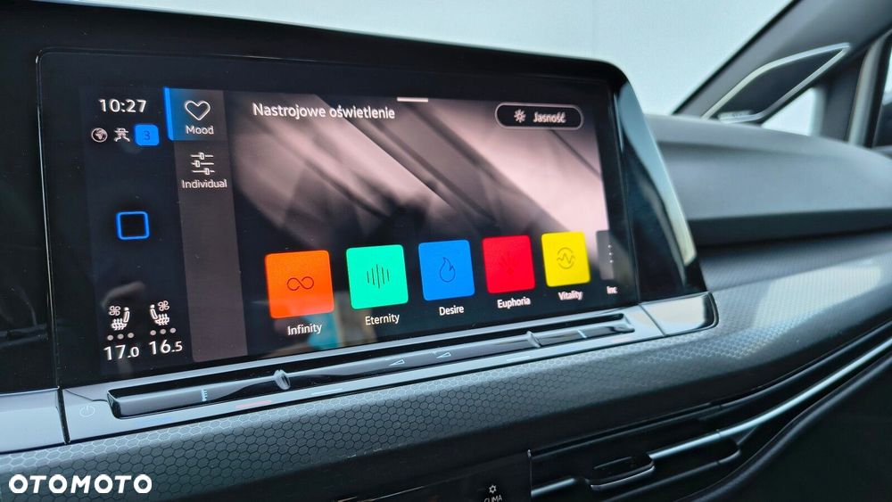 Volkswagen Golf - 29