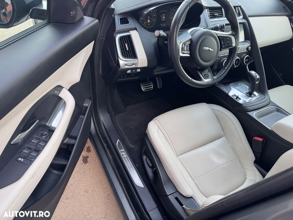 Jaguar E-Pace P200 AWD R-Dynamic S - 16