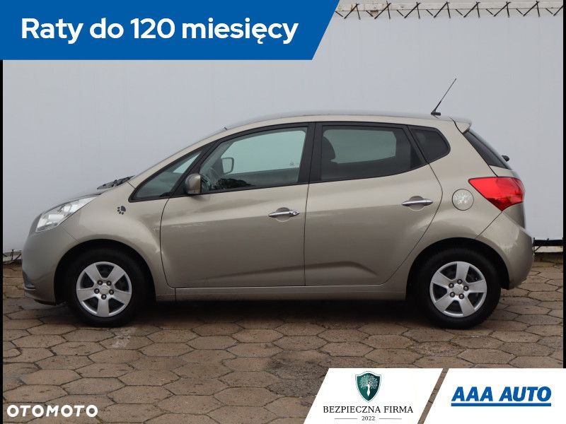 Kia Venga - 3