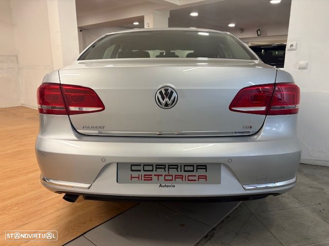 VW Passat 1.6 TDI BlueMotion - 32
