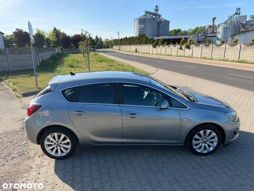 Opel Astra - 22