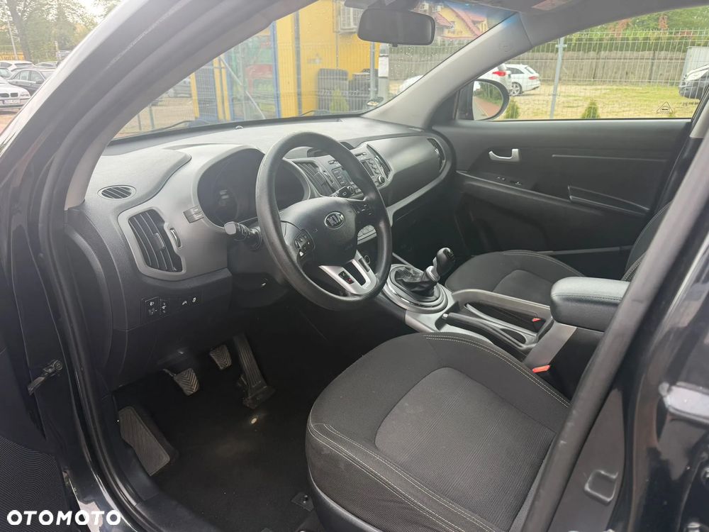 Kia Sportage 1.7 CRDI 2WD Attract - 13