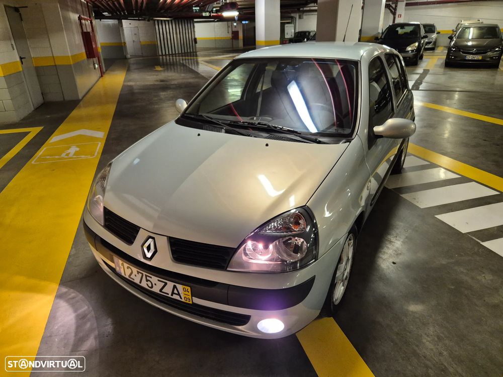Renault Clio 1.2 16V Confort Dynamique - 4
