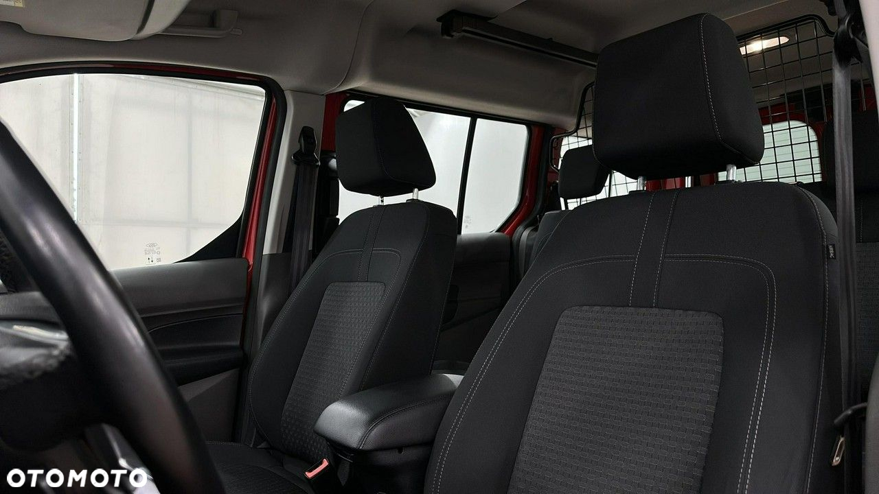 Ford Transit Connect - 11