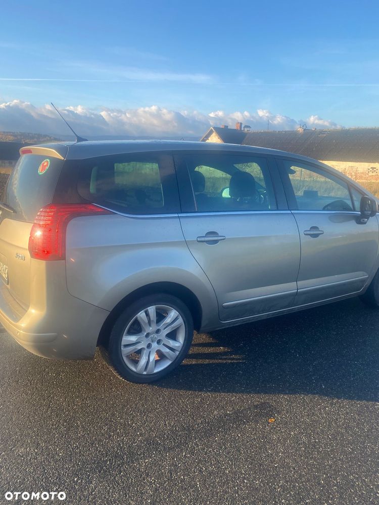 Peugeot 5008 2.0 HDi Family 7os - 6