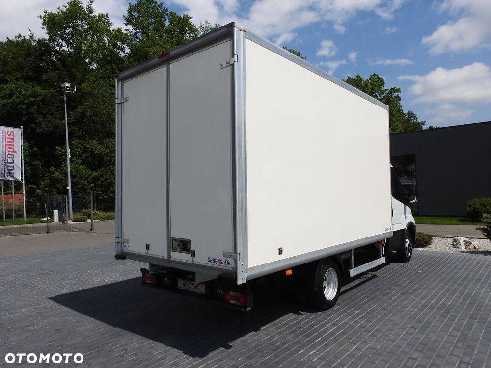 Iveco DAILY 35C14 KONTENER 8 PALET TEMPOMAT KLIMATYZACJA  BLIŹNIACZE KOŁA  140KM - 14