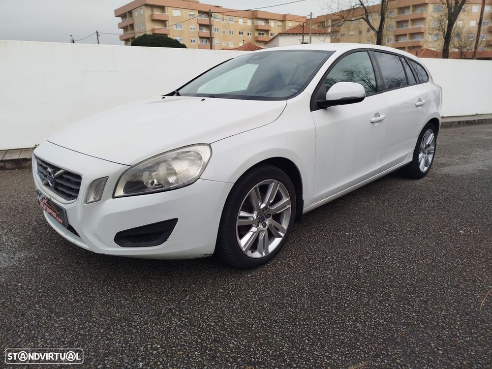 Volvo V60 1.6 D2 Drive Summum Start/Stop - 2