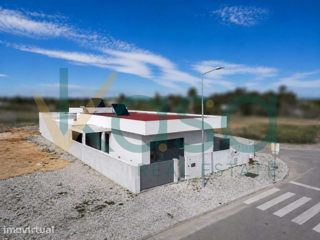 Moradia T4 térrea contemporânea com piscina e garagem - Grande imagem: 3/8