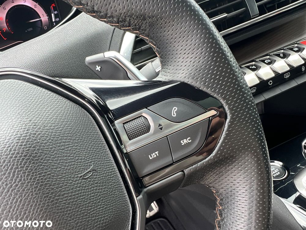 Peugeot 5008 PureTech 180 EAT8 Stop & Start GT - 27