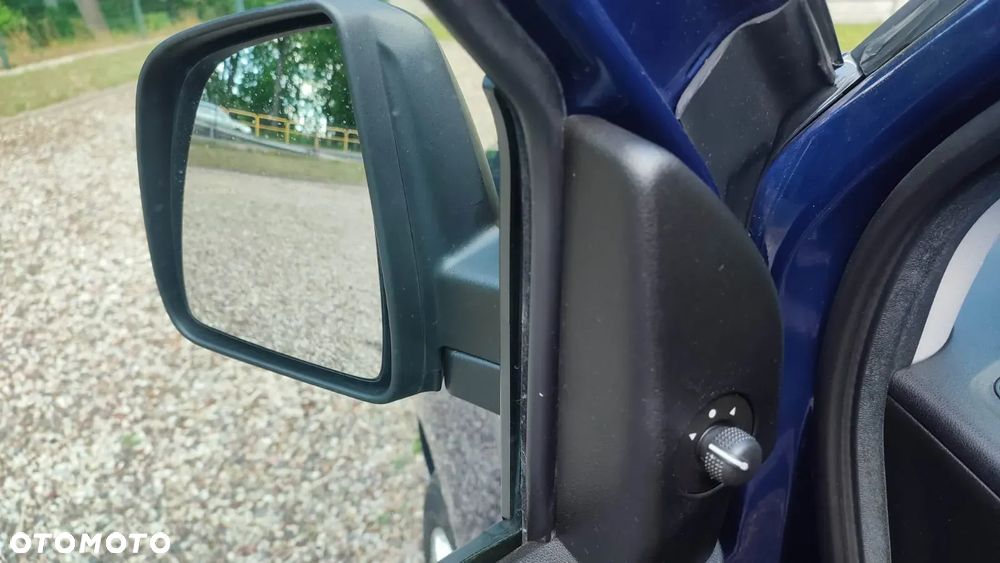 Fiat Doblo 1.6 MJ Dynamic - 22