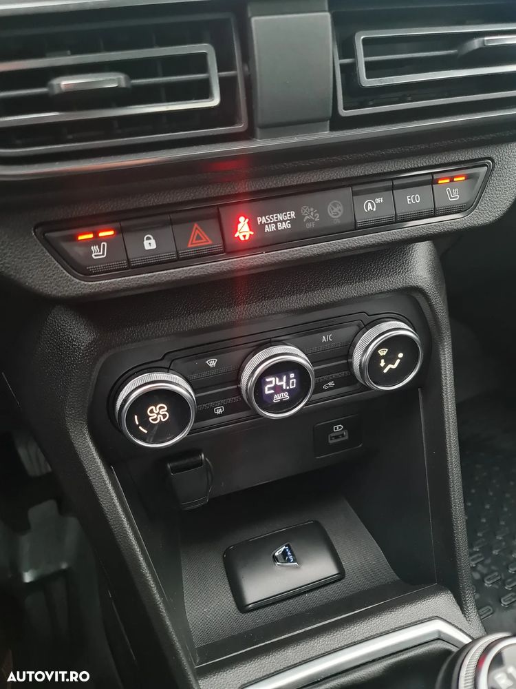 Dacia Logan TCe 90 MT6 Comfort - 17