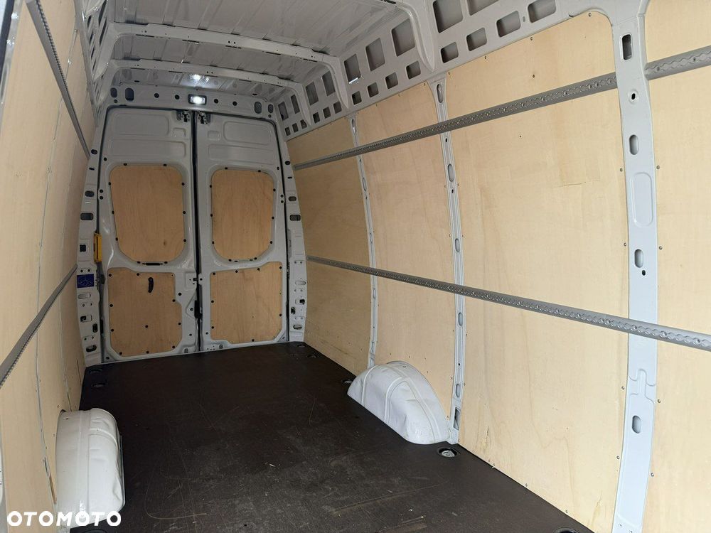 Iveco Daily 35S16 - 13