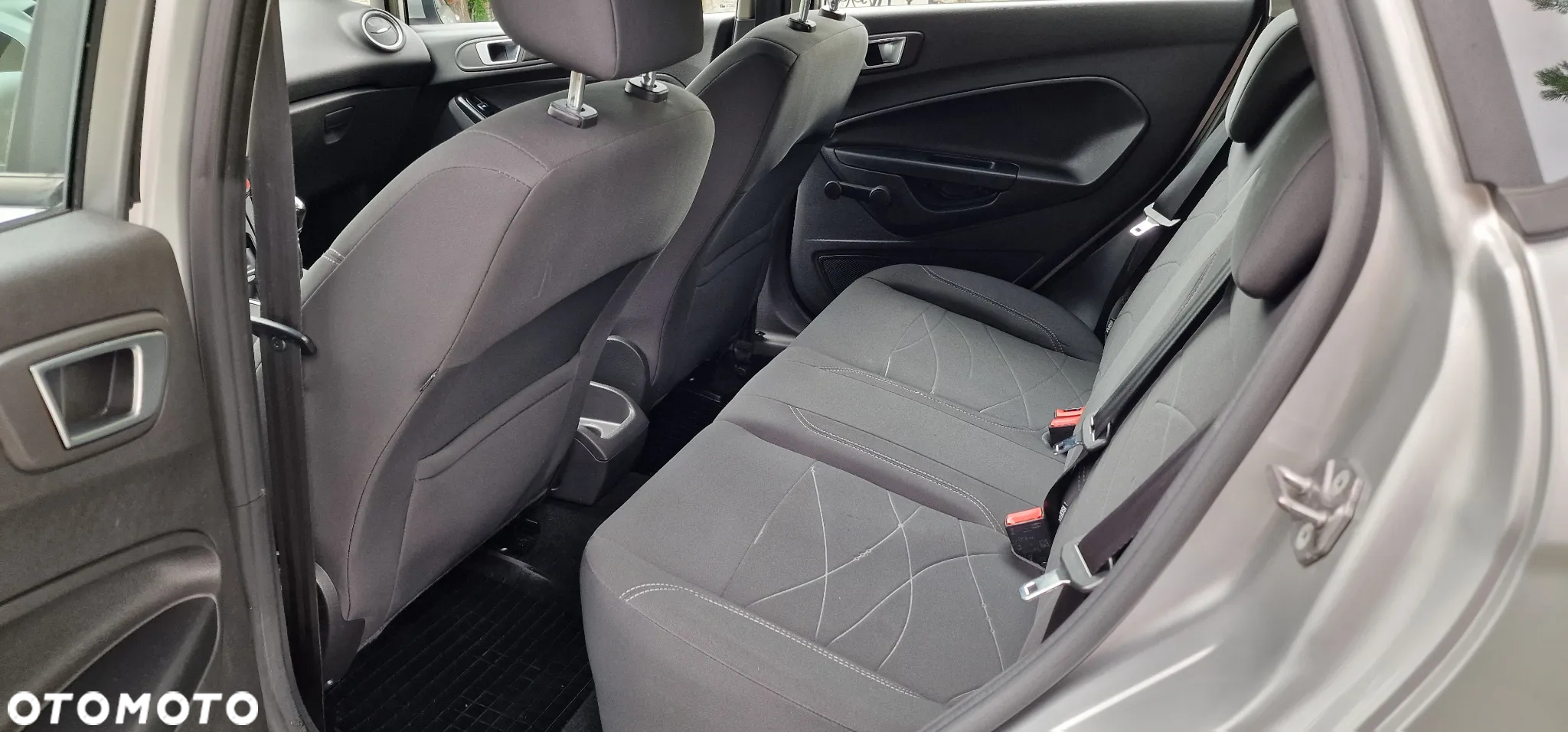 Ford Fiesta 1.25 Ambiente - 19