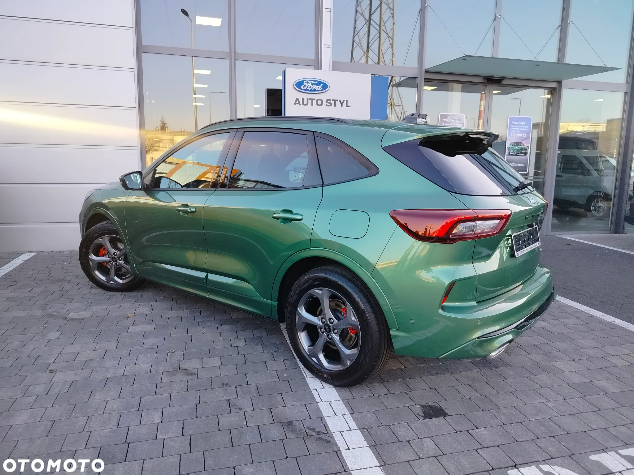 Ford Kuga 2.5 FHEV FWD ST-Line X eCVT - 2