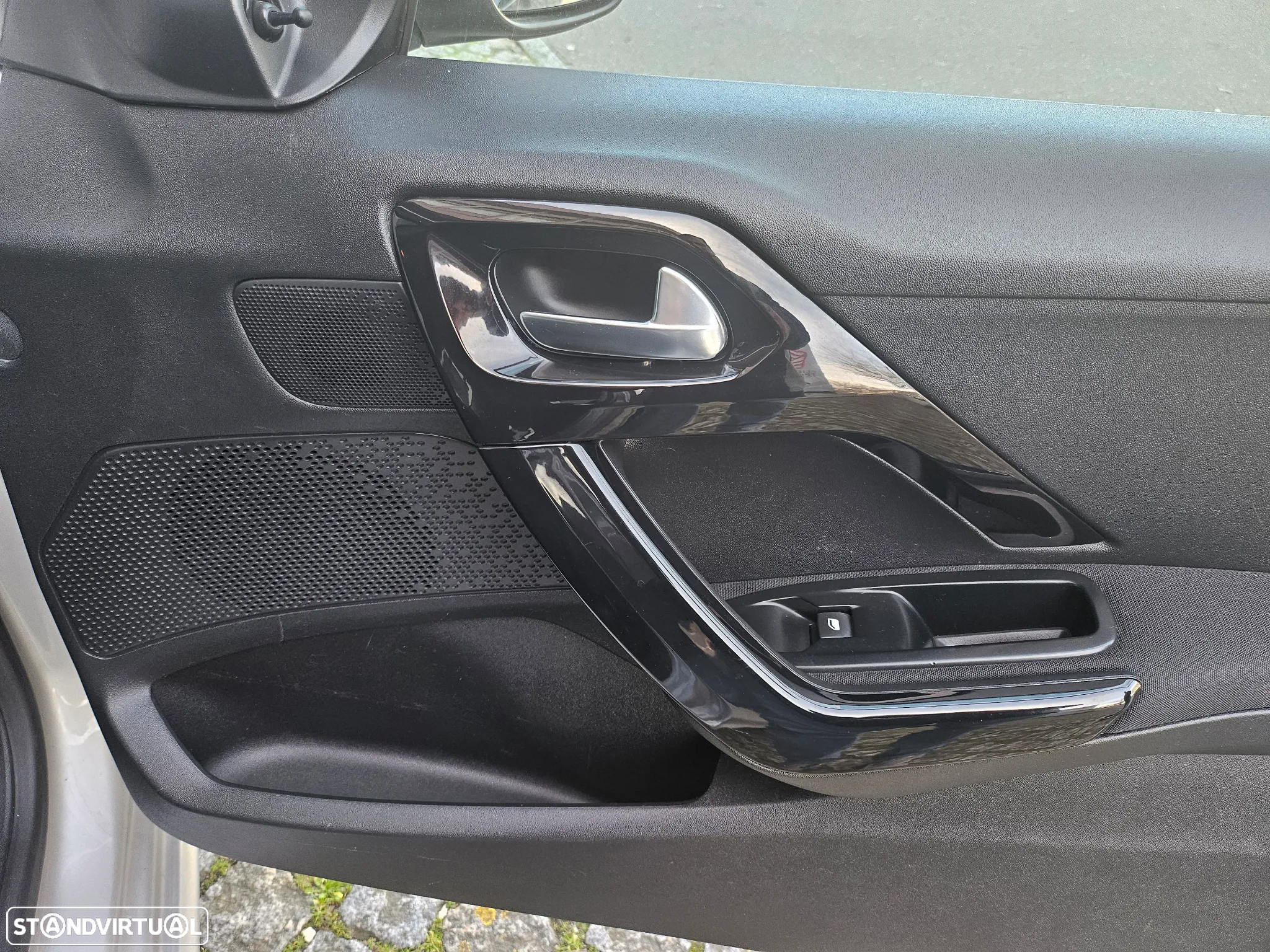 Peugeot 208 1.4 HDi Active - 3