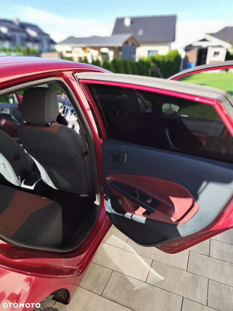 Ford Fiesta - 19