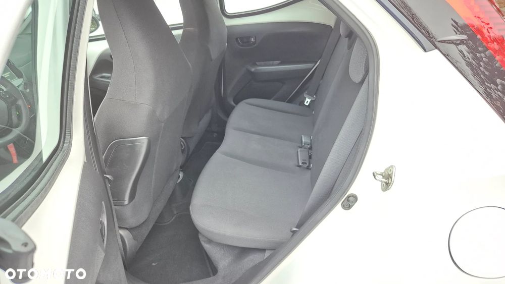 Toyota Aygo x-clusive Style Selection - 14