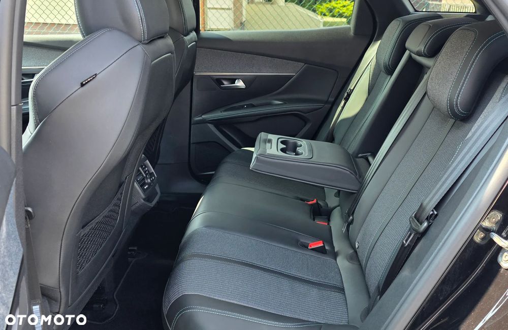 Peugeot 3008 1.5 BlueHDi Allure S&S EAT8 - 25