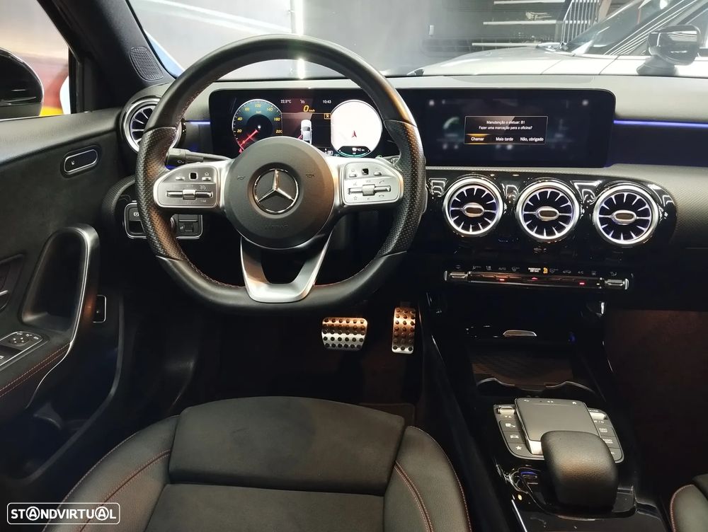 Mercedes-Benz A 250 Limousine e AMG Line - 15