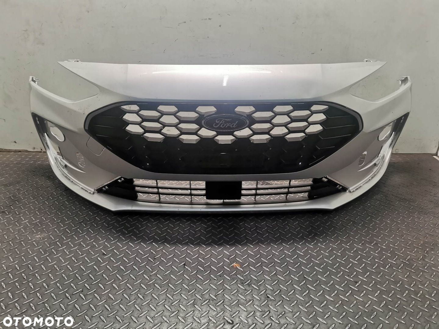 ZDERZAK PRZÓD FORD FOCUS MK4 GRILL NX7B-17C831-SA - 1