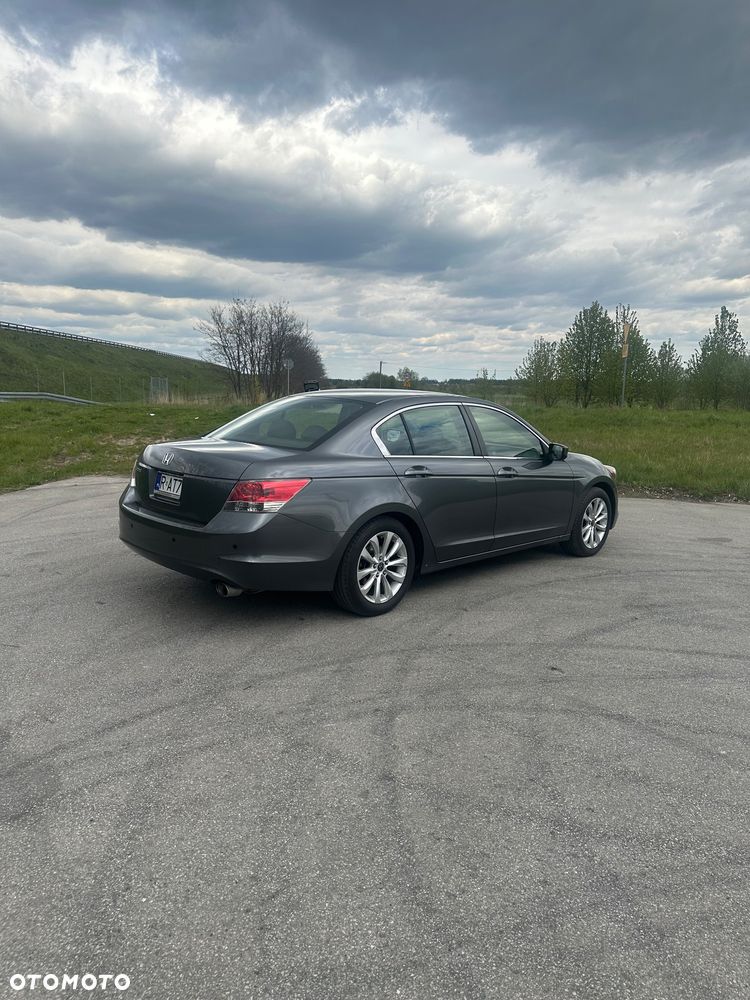 Honda Accord 2.4 i Automatik Executive - 2
