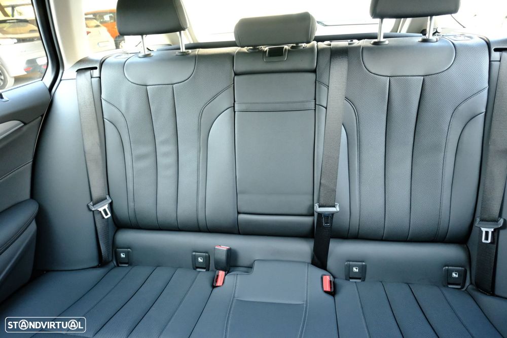 BMW 520 d Auto - 11