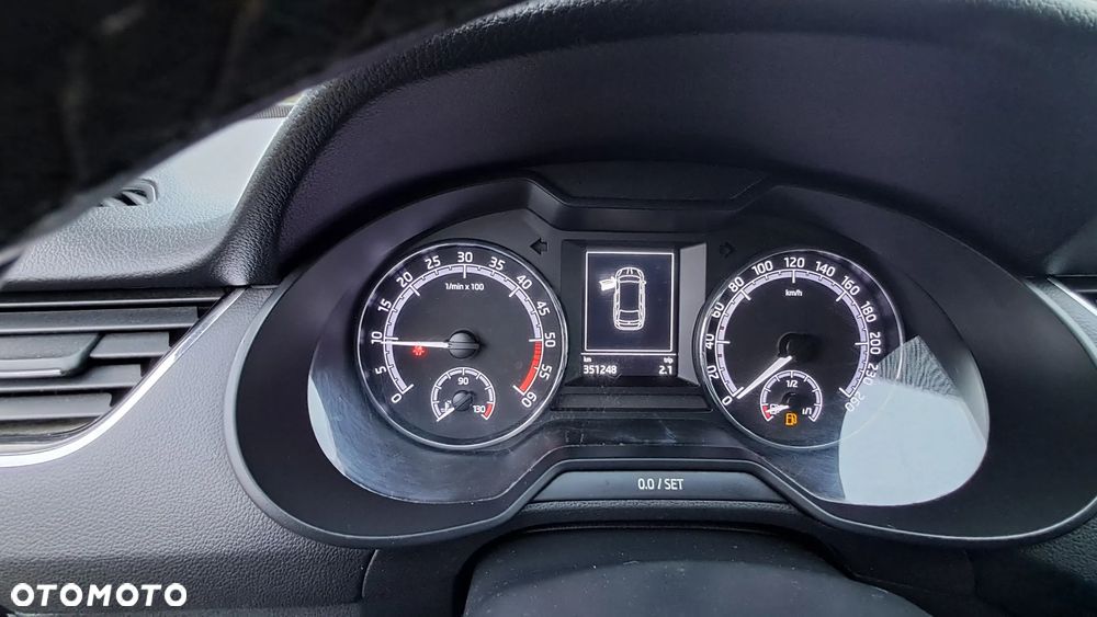 Skoda Octavia 2.0 TDI Drive - 8