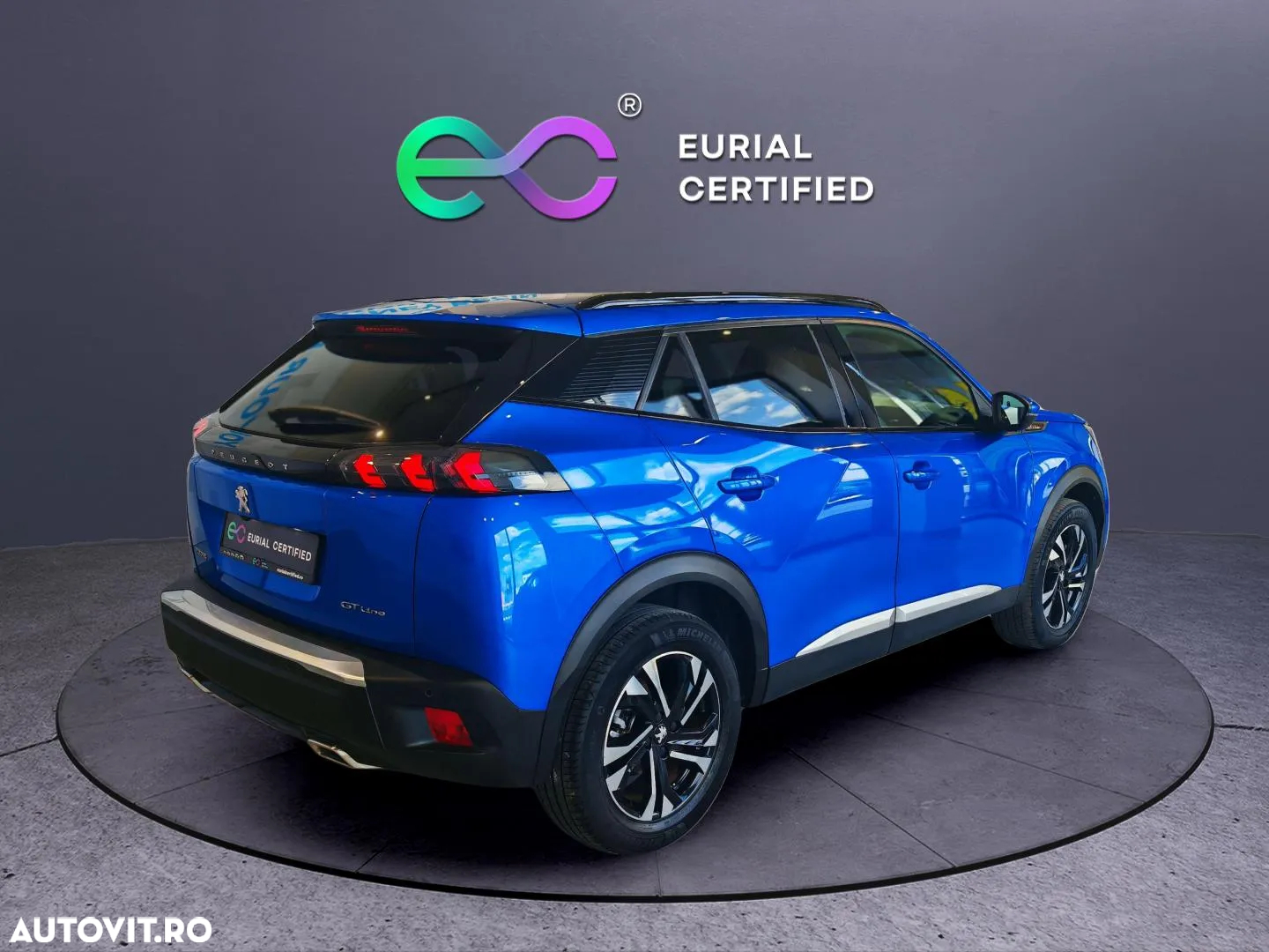Peugeot 2008 1.2 L PureTech STT GT Line - 4