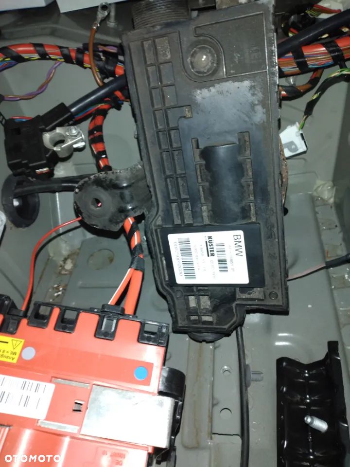 BMW F01 740i LONG N54 4os LONG drzwi klapa zawieszenie elektryka  hamulce sterowniki moduły airbag przełączniki szyby   i inne - 10