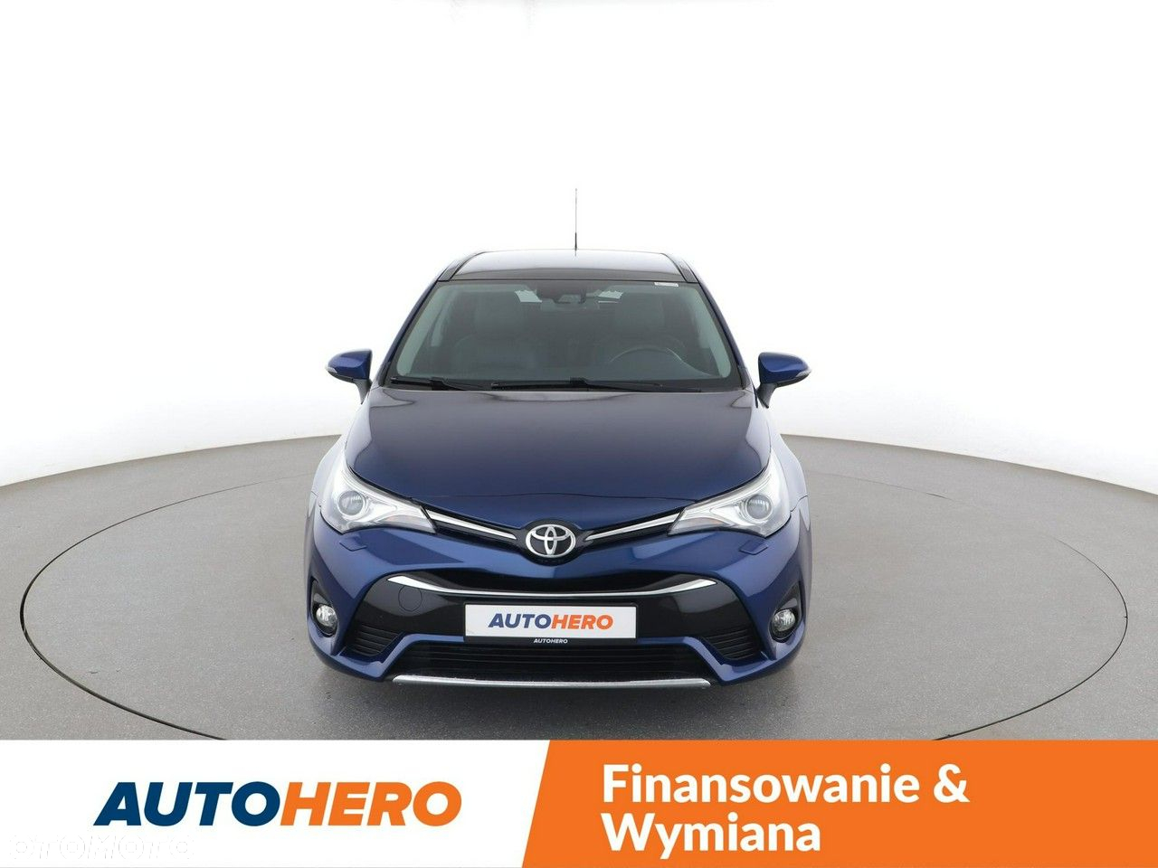 Toyota Avensis Combi 1.8 Multidrive S Executive - 11