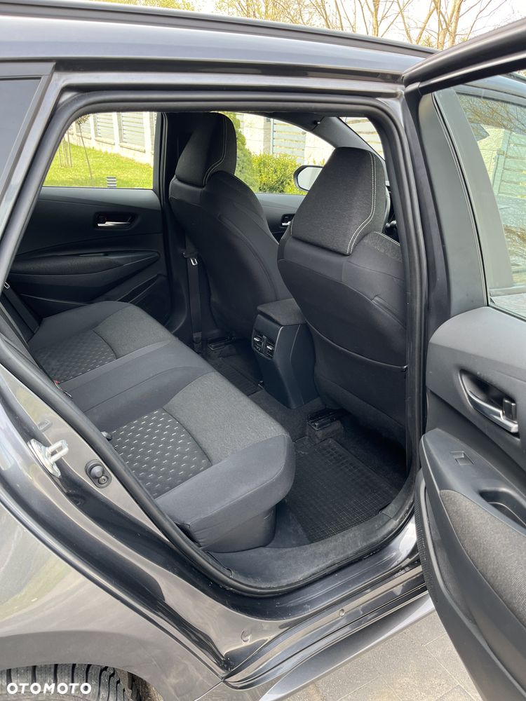 Toyota Corolla 1.8 Hybrid Comfort - 12