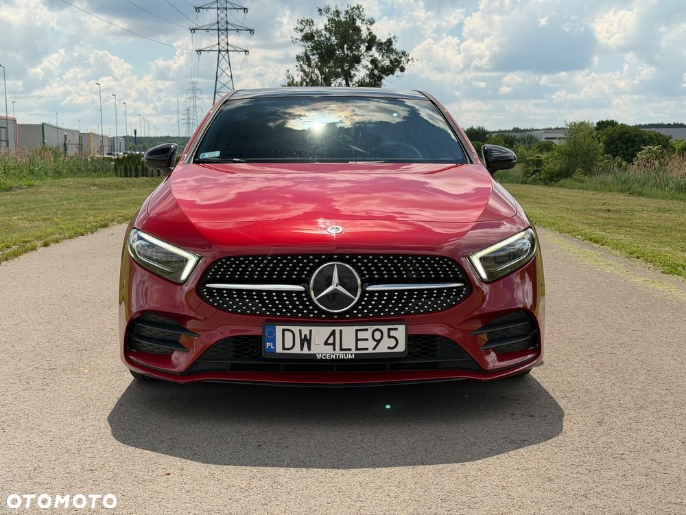 Mercedes-Benz Klasa A 180 AMG Line 7G-DCT - 3