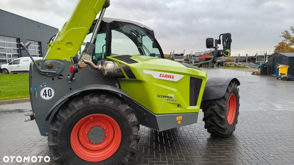 Claas SCORPION 732 VP Stage V - 3