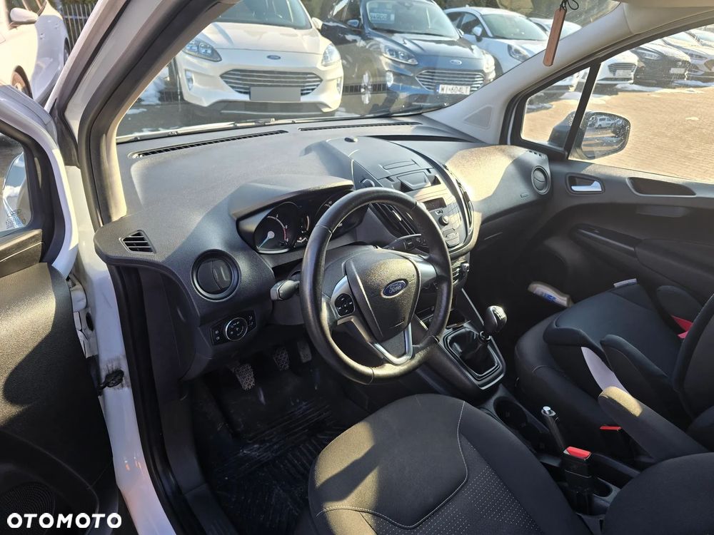 Ford courier - 8