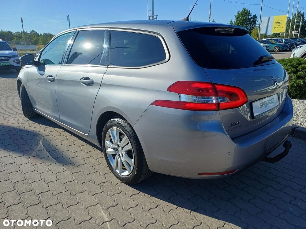 Peugeot 308 - 4