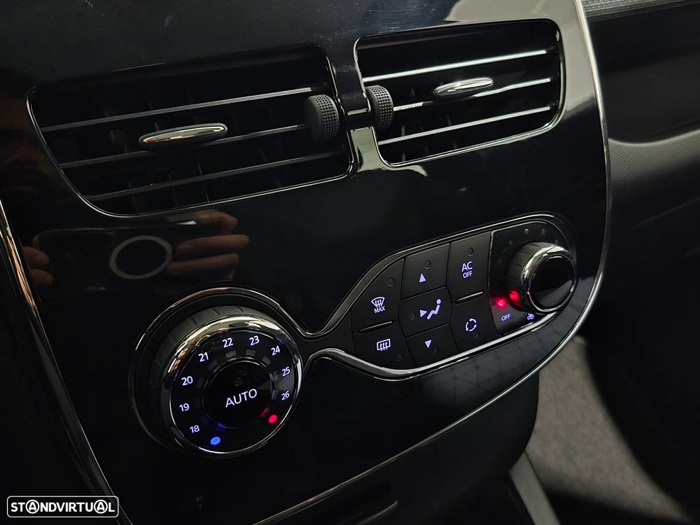 Renault Clio Sport Tourer 1.5 dCi Dynamique S - 12