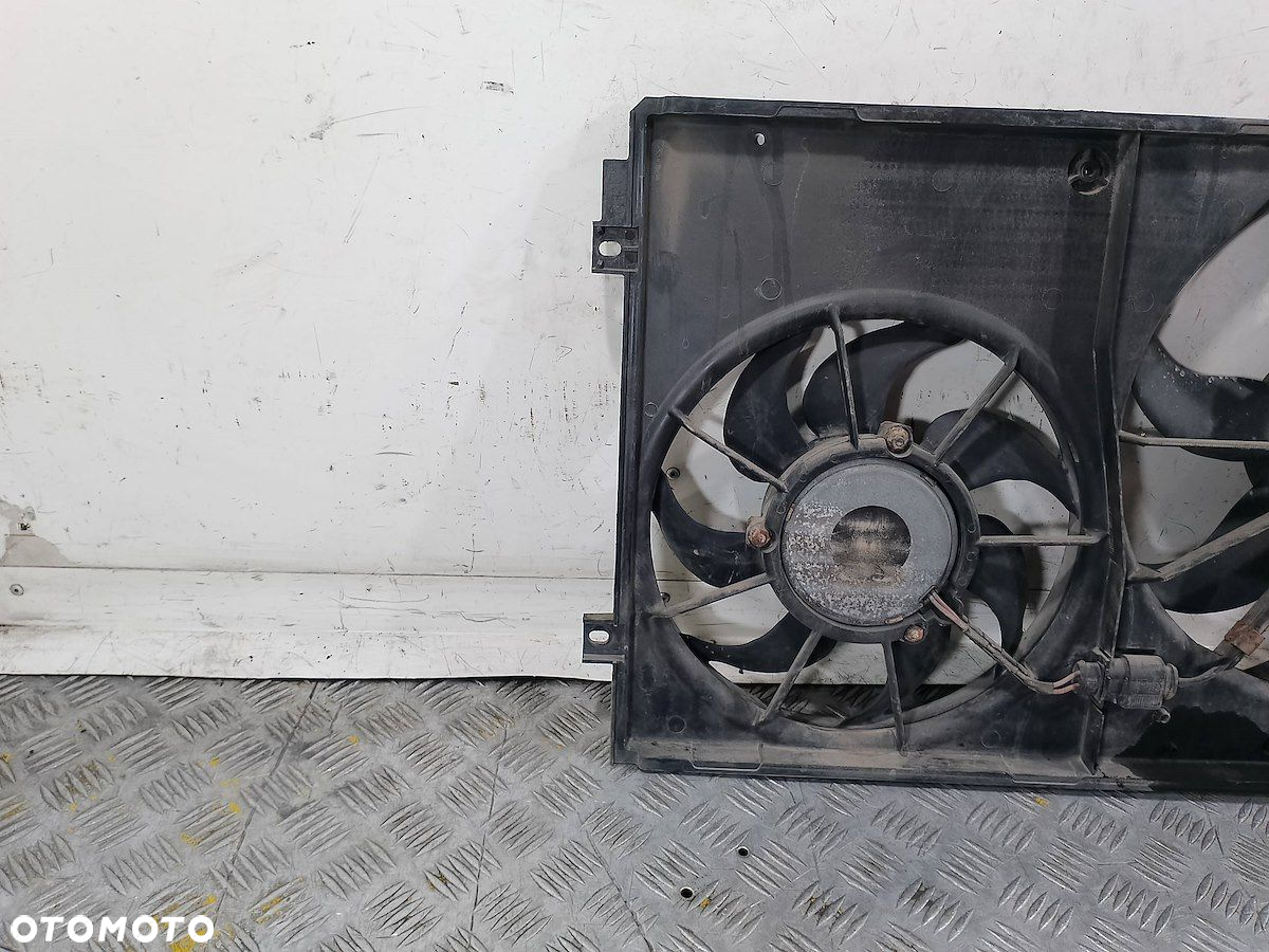 WENTYLATOR CHŁODNICY SEAT LEON II 1K0121207T 13-55D300195 1.6 - 6