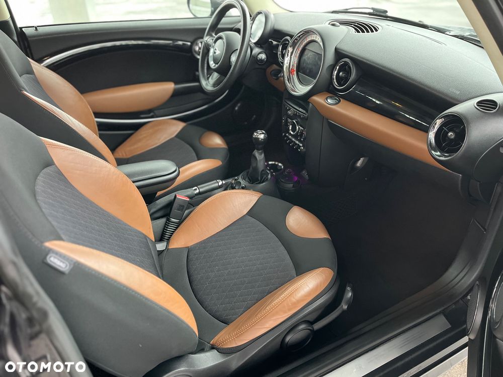 MINI Clubman Cooper D - 23