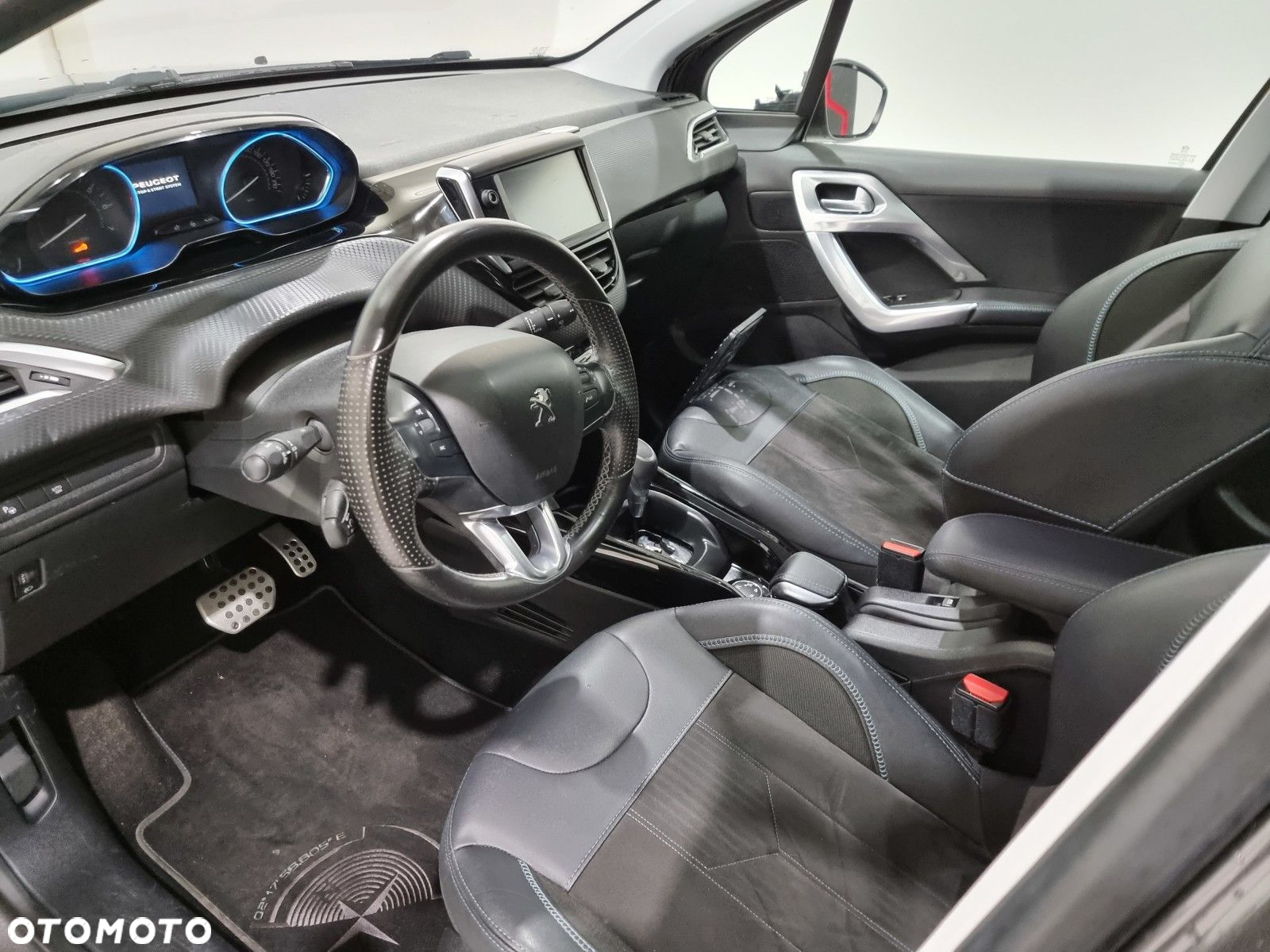 Peugeot 2008 - 25