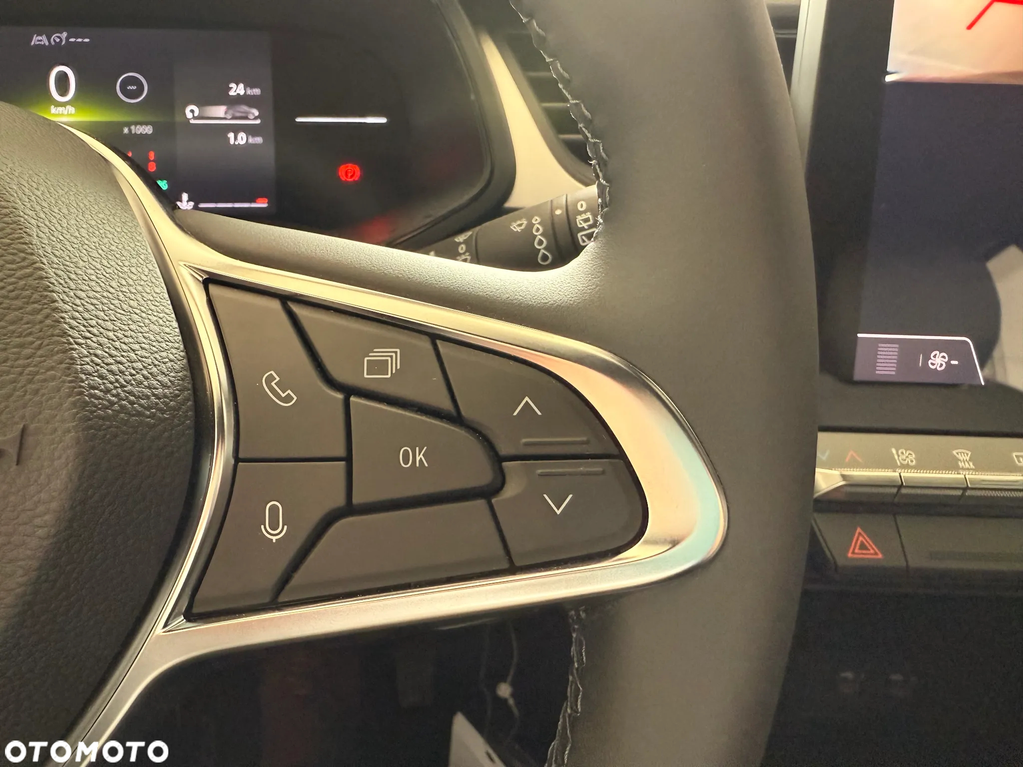 Renault Captur - 19