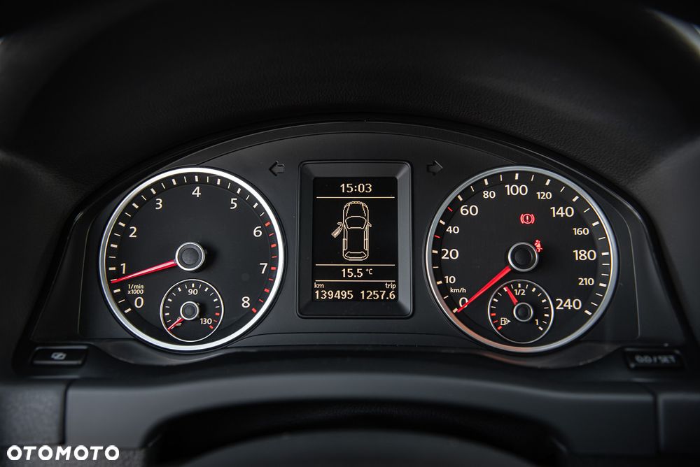 Volkswagen Tiguan - 19