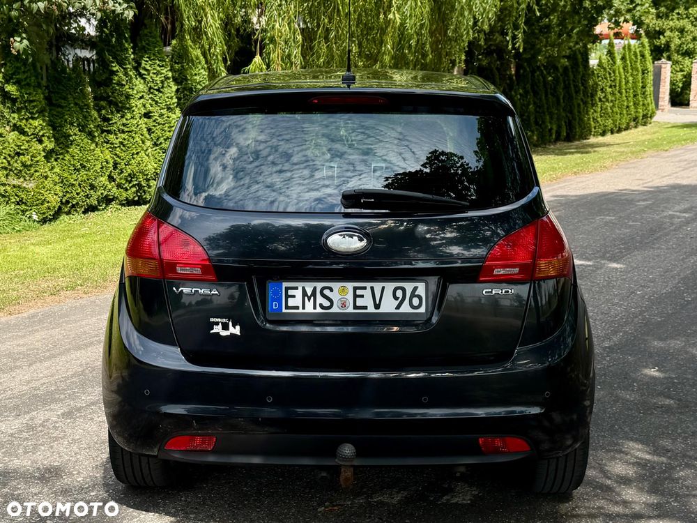 Kia Venga 1.6 CRDi 128 Fifa World Cup Edition - 6