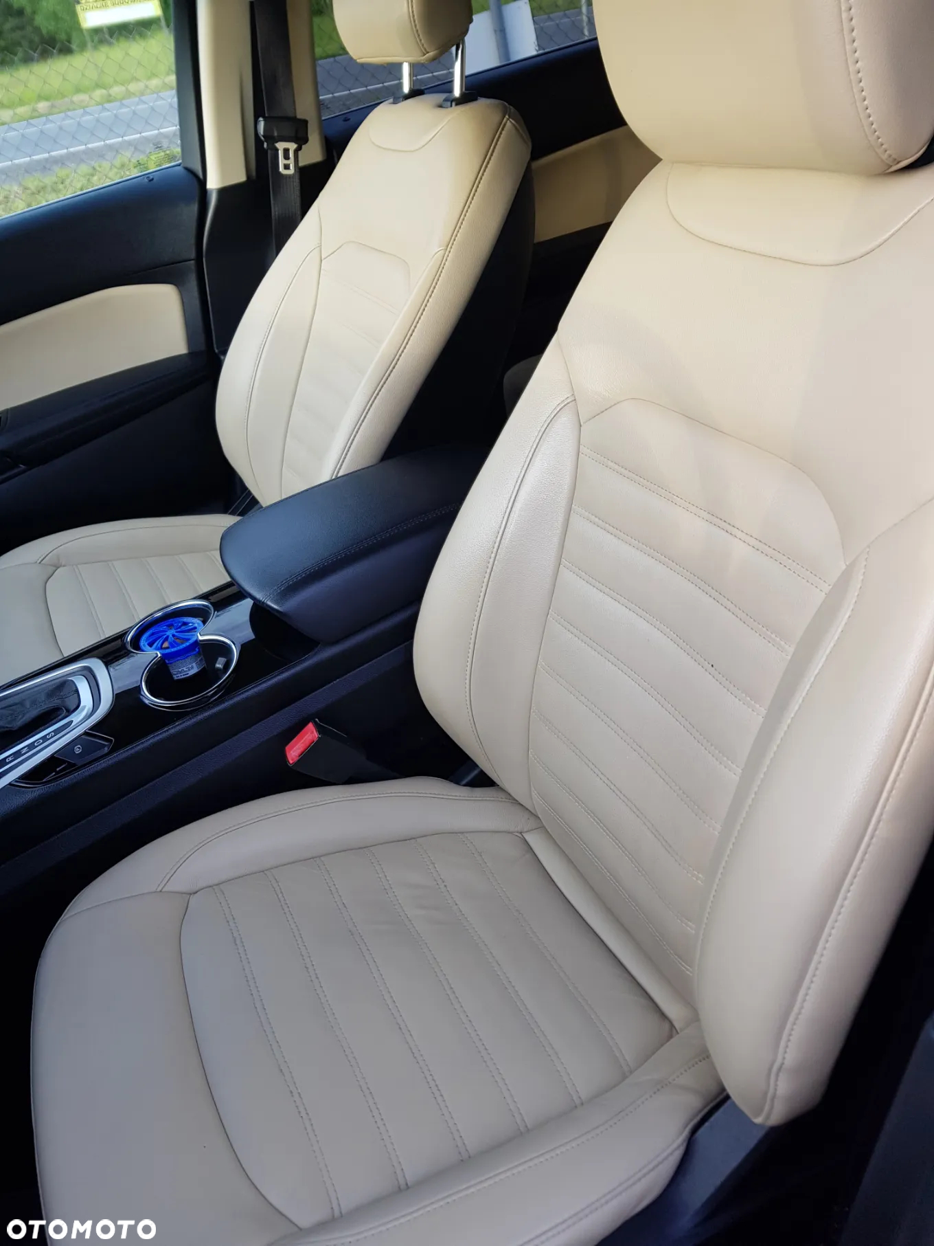 Ford Edge - 15