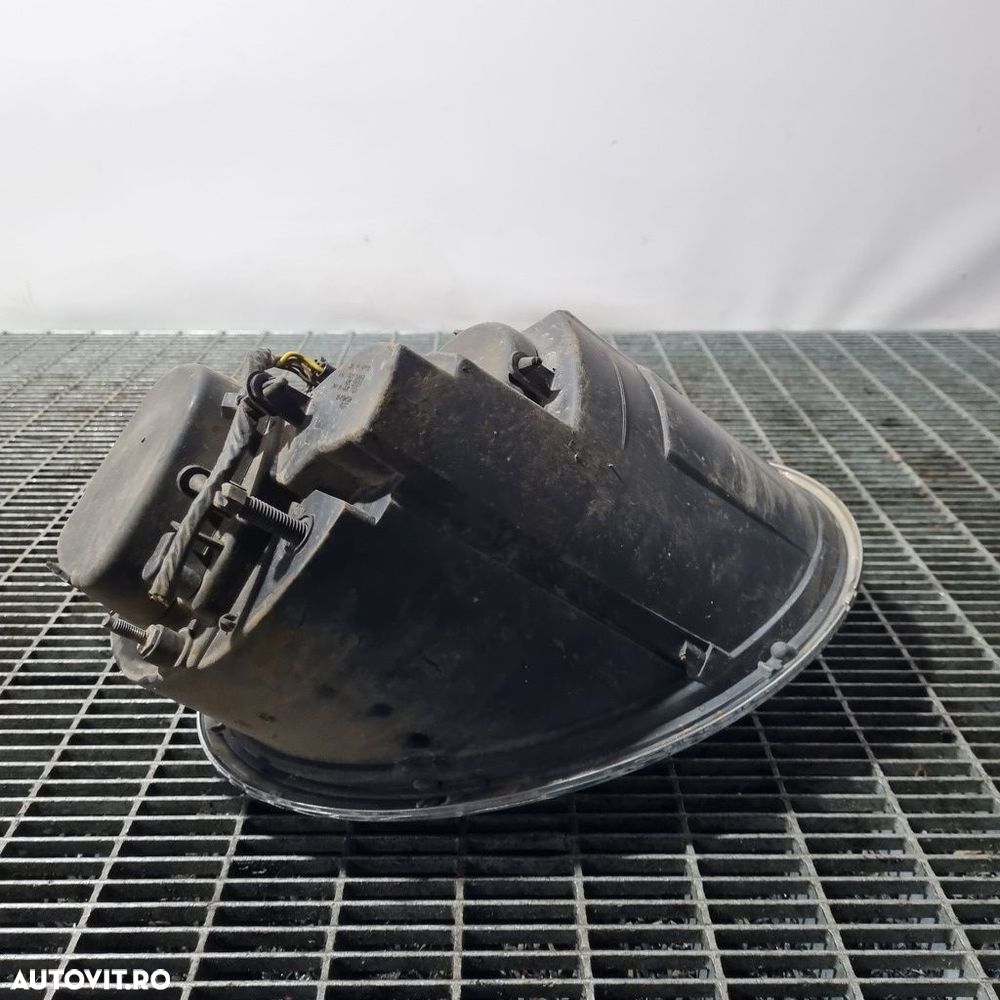 Far Dreapta Mini One 2001 - 2006 Hatchback 2 Usi (1465) Fara xenon - 3