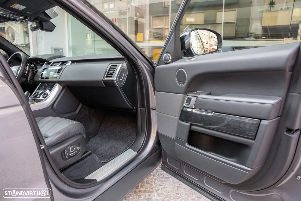 Land Rover Range Rover Sport D350 Autobiography - 11