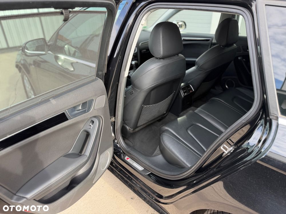 Audi A4 Avant - 16