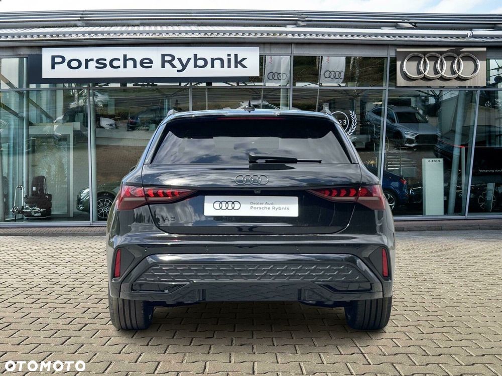 Audi A3 Sportback - 4